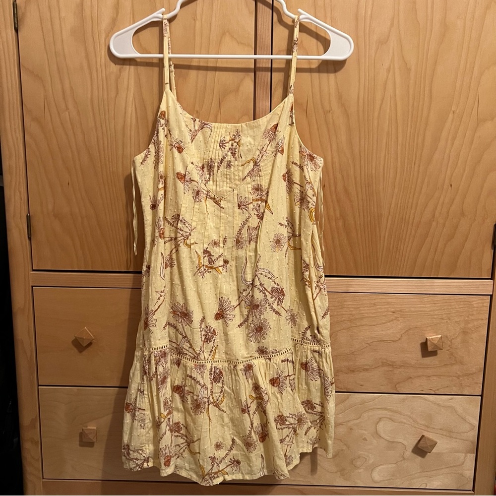 urban outfitters yellow babydoll dress
